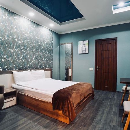 7 Rooms Hotel Tserovani Exteriér fotografie
