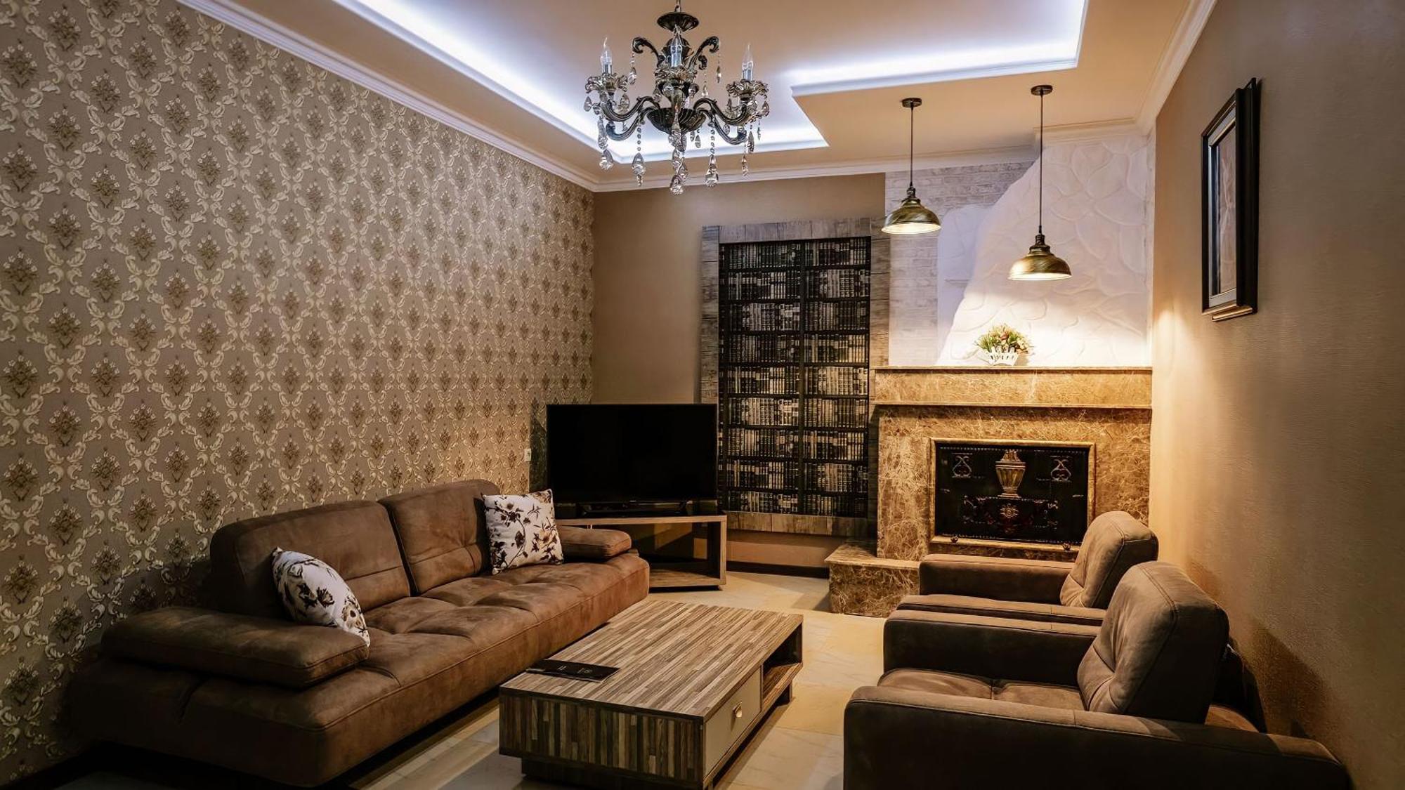 7 Rooms Hotel Tserovani Exteriér fotografie